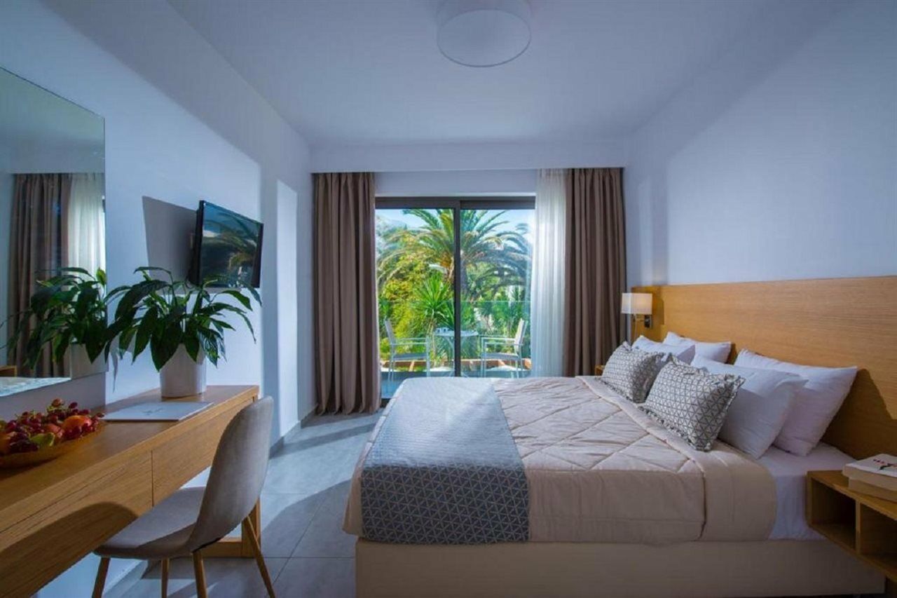 Cretan Beach Resort (Adults Only) Paralia Kourna Екстериор снимка